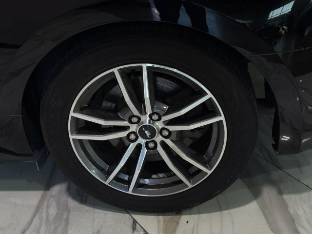 Used 2016 Ford Mustang GT RWD image 26