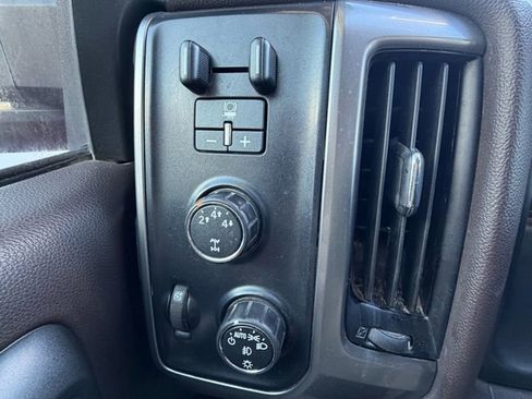 Used 2015 Chevrolet Silverado 2500 LT w/ LT Fleet Convenience Package image 20