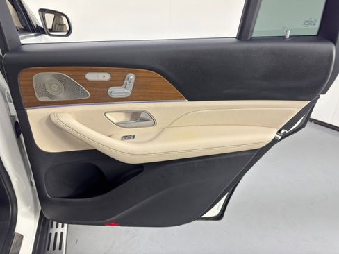 Used 2022 Mercedes-Benz GLS 450 4MATIC image 52