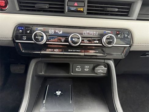 Certified 2023 Honda Pilot Elite image 33