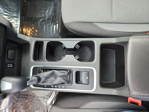 Used 2017 Ford Escape SE w/ Equipment Group 201A image 15