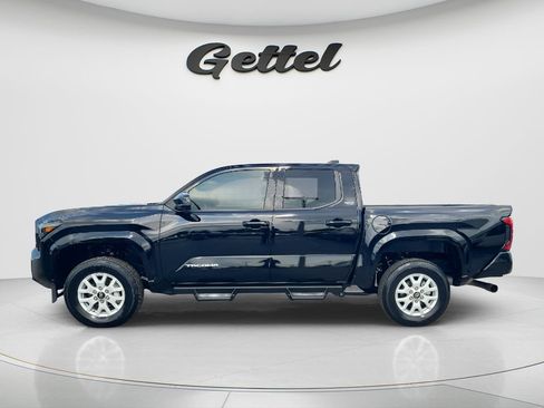 Used 2026 Toyota Tacoma SR5 AWD/4WD image 8