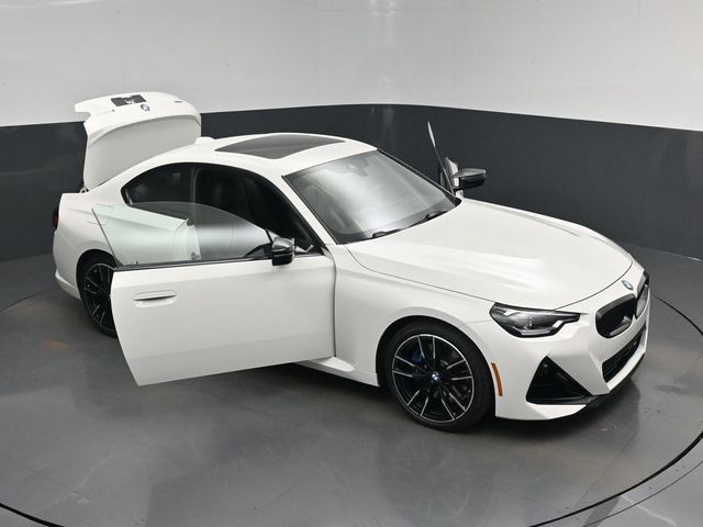 Used 2026 BMW M240i xDrive Coupe AWD/4WD image 19