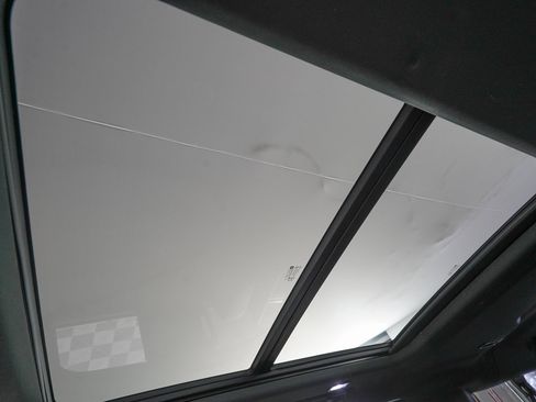 Used 2021 Chevrolet Suburban High Country image 29