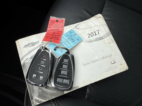 Used 2017 Chevrolet Sonic Premier FWD image 23