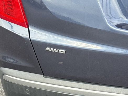 Used 2018 Cadillac XT5 Luxury w/ Driver Awareness Package image 10