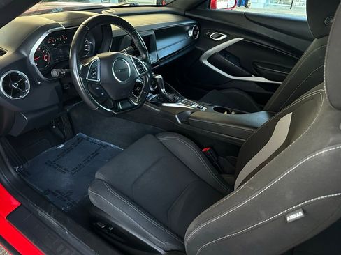 Used 2023 Chevrolet Camaro LT image 10