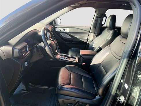 Used 2022 Ford Explorer ST w/ Equipment Group 401A image 21