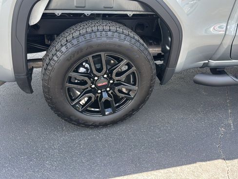 Used 2026 GMC Sierra 1500 Elevation w/ Elevation Select Package image 4