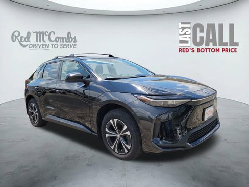 Used 2025 Toyota bZ4X Limited w/ Weather Package image 1