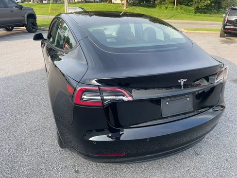 Used 2021 Tesla Model 3 Standard Range Plus RWD image 14