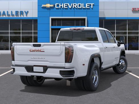 New 2026 GMC Sierra 3500 Denali Ultimate AWD/4WD image 4