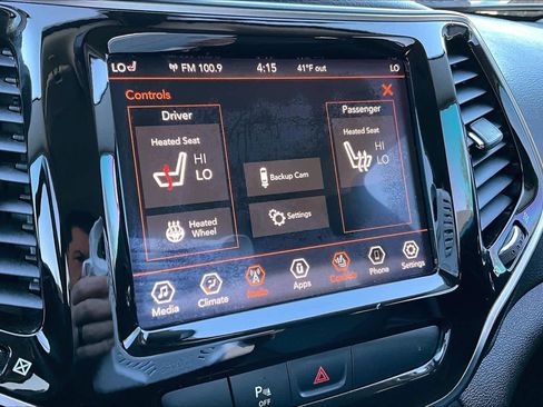 Used 2019 Jeep Cherokee Limited image 33