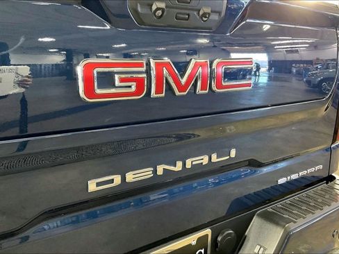 Used 2023 GMC Sierra 1500 Denali w/ Denali Reserve Package image 43