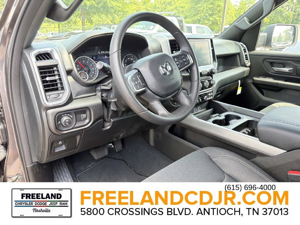 New 2026 RAM 1500 Express AWD/4WD image 22