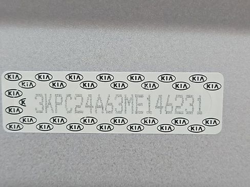 Used 2021 Hyundai Accent SE image 23