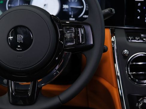 Used 2026 Rolls-Royce Cullinan image 57