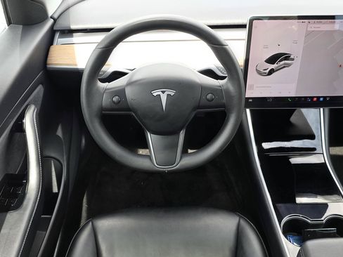 Used 2020 Tesla Model 3 Long Range AWD/4WD image 7
