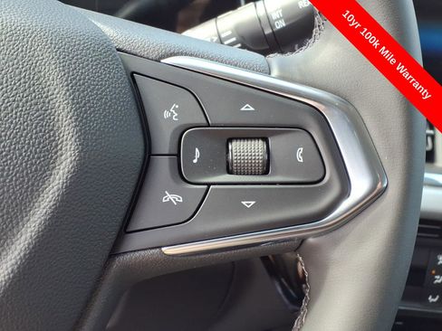 New 2026 Chevrolet Trax LT w/ Driver Confidence Package FWD image 25