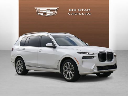 Used 2026 BMW X7 xDrive40i w/ Premium Package image 7