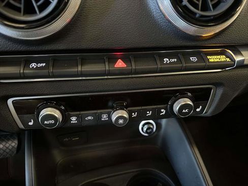 Used 2019 Audi A3 2.0T Premium image 28
