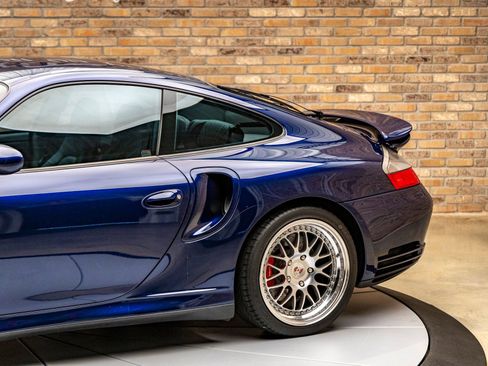 Used 2002 Porsche 911 Turbo image 12