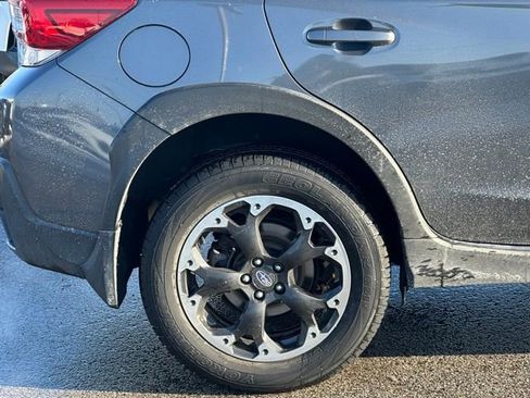 Used 2022 Subaru Crosstrek 2.0i Premium w/ Popular Package #4 image 10