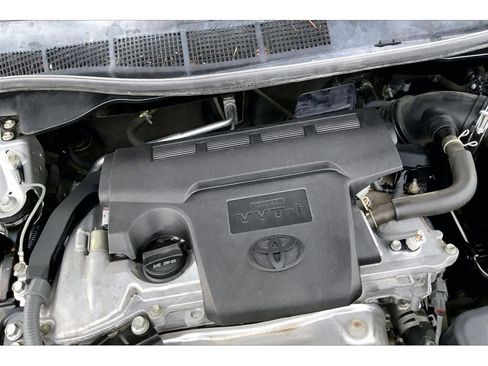 Used 2012 Toyota Camry SE image 32