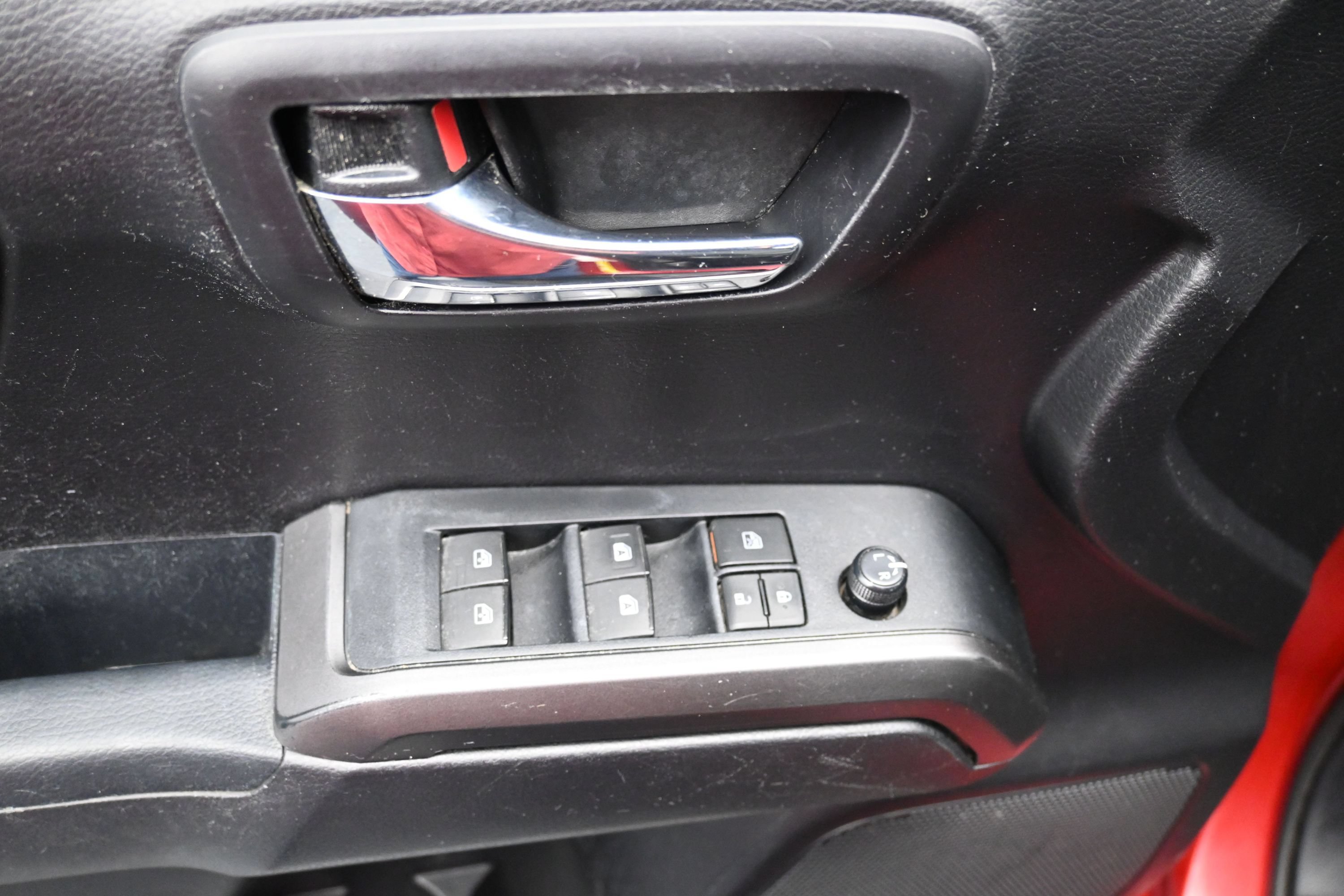 Used 2021 Toyota Tacoma TRD Off-Road RWD image 14