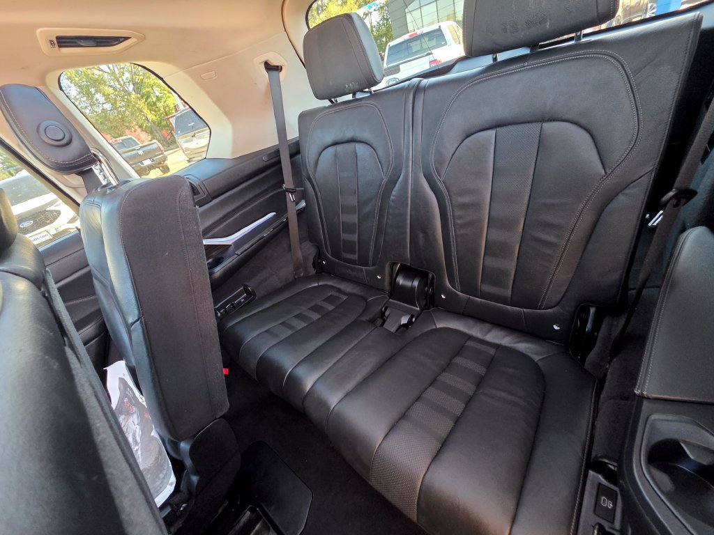 Used 2019 BMW X7 xDrive40i w/ Cold Weather Package AWD/4WD image 7
