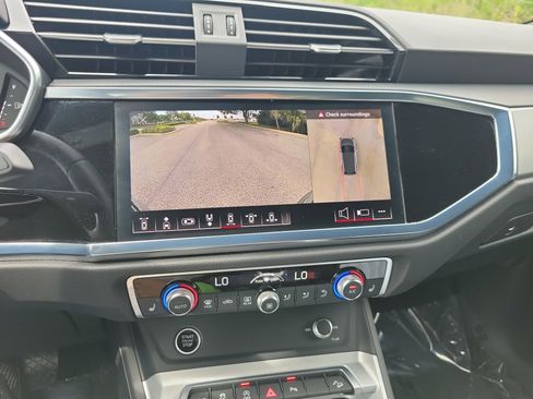 Certified 2023 Audi Q3 2.0T Premium Plus w/ Premium Plus Package image 23