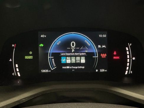 Used 2025 Toyota Camry LE image 23