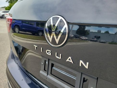 Certified 2024 Volkswagen Tiguan S FWD image 18
