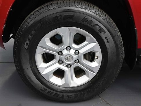 Used 2016 Toyota 4Runner SR5 AWD/4WD image 14