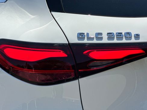 Certified 2025 Mercedes-Benz GLC 350e 4MATIC image 31