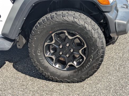 Certified 2023 Jeep Wrangler Unlimited Sport image 10