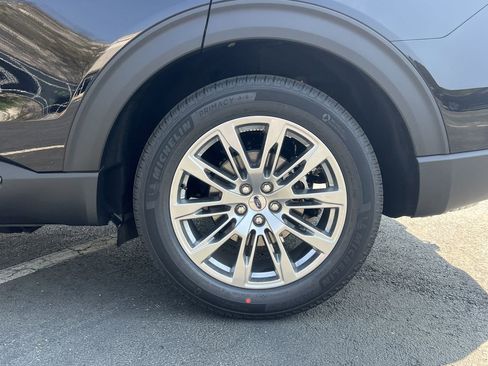 New 2026 Ford Explorer Platinum RWD image 31
