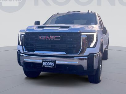New 2026 GMC Sierra 2500 Pro w/ Convenience Package