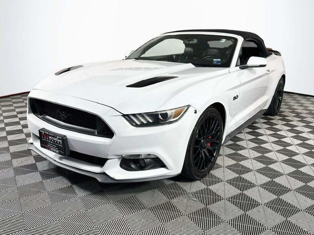 Used 2015 Ford Mustang GT Premium w/ Equipment Group 401A RWD image 3