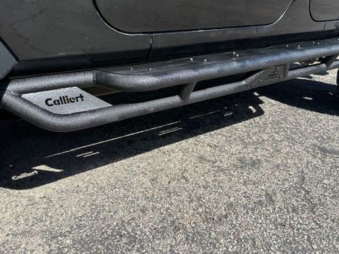 Used 2012 Jeep Wrangler Unlimited Rubicon w/ Connectivity Group AWD/4WD image 7