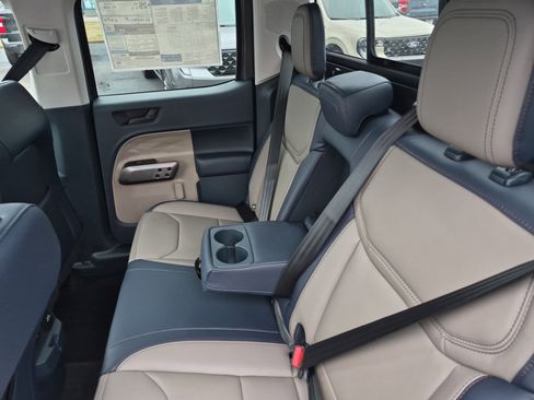 New 2025 Ford Maverick Lariat w/ 4K Tow Package image 18