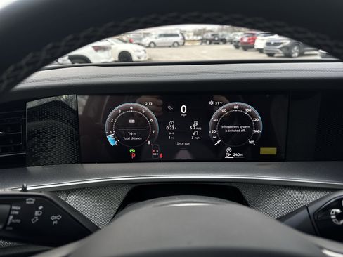 New 2026 Volkswagen Tiguan S image 11