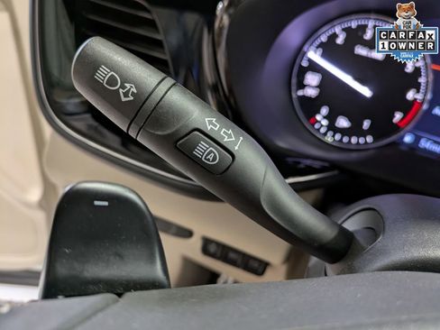 Used 2023 Buick Envision Avenir AWD/4WD image 18