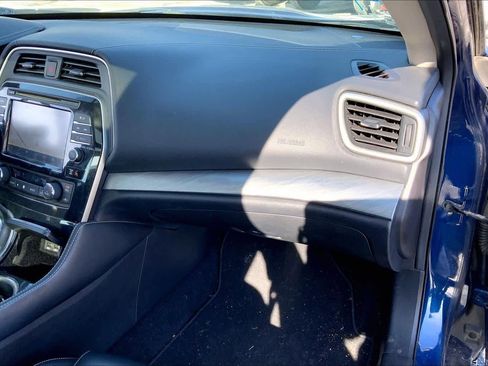 Used 2017 Nissan Maxima 3.5 SL image 19