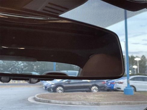 Used 2025 BMW 330i Sedan image 28