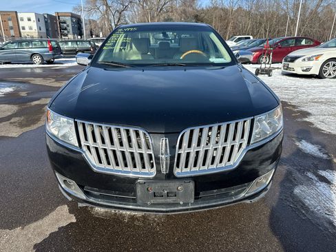 Used 2012 Lincoln MKZ 4dr Sdn FWD image 2