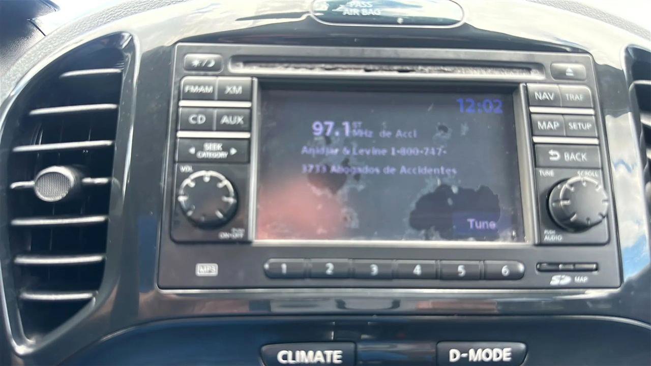 Used 2012 Nissan Juke SV AWD/4WD image 42