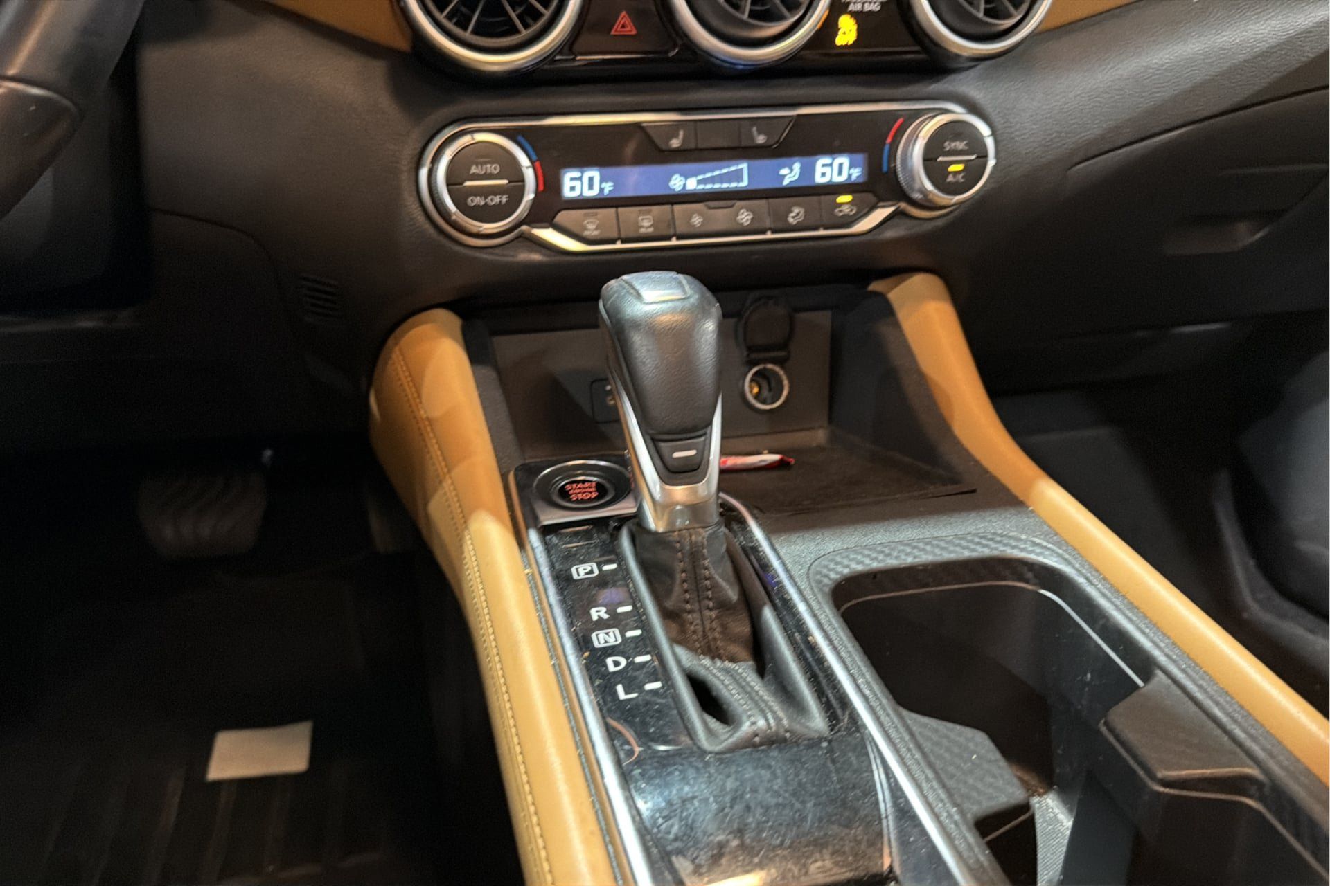 Used 2020 Nissan Sentra SV w/ SV Premium Package FWD image 23