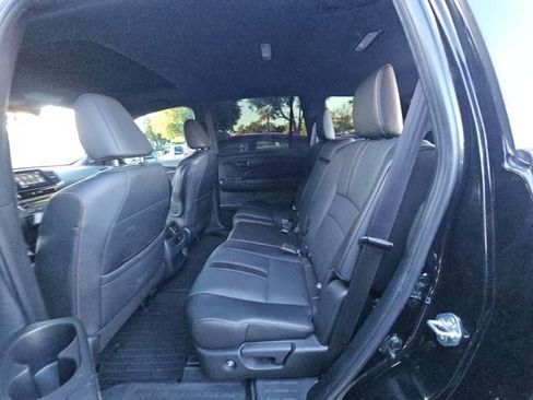 Used 2022 Honda Pilot TrailSport image 7