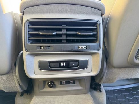 Used 2021 Audi Q7 3.0T Premium Plus w/ Premium Plus Package image 28